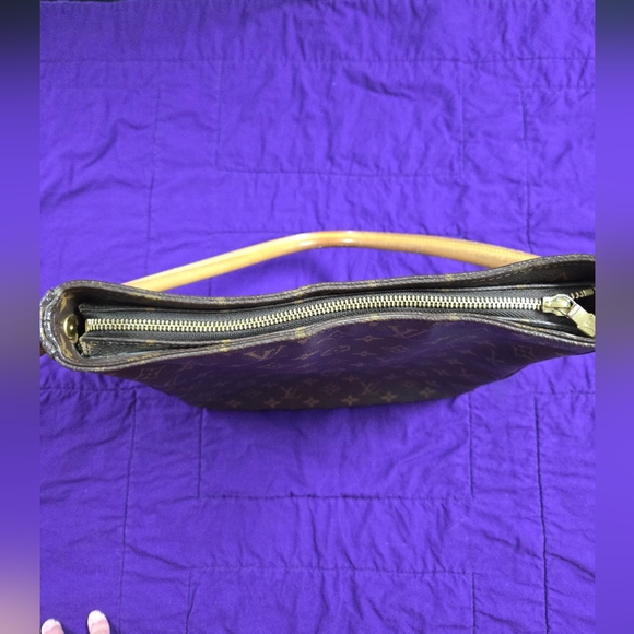 🧡💜 LOUIS VUITTON LOOPING GM MONOGRAM CANVAS SHOULDER BAG - Picture 5 of 14